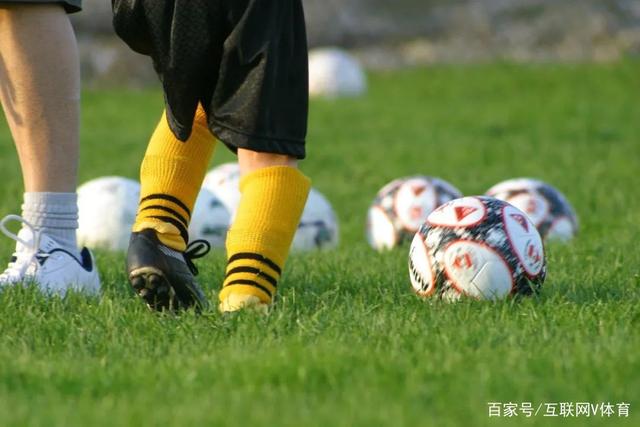 勇士分享库里最新定妆照 球迷们热烈响应